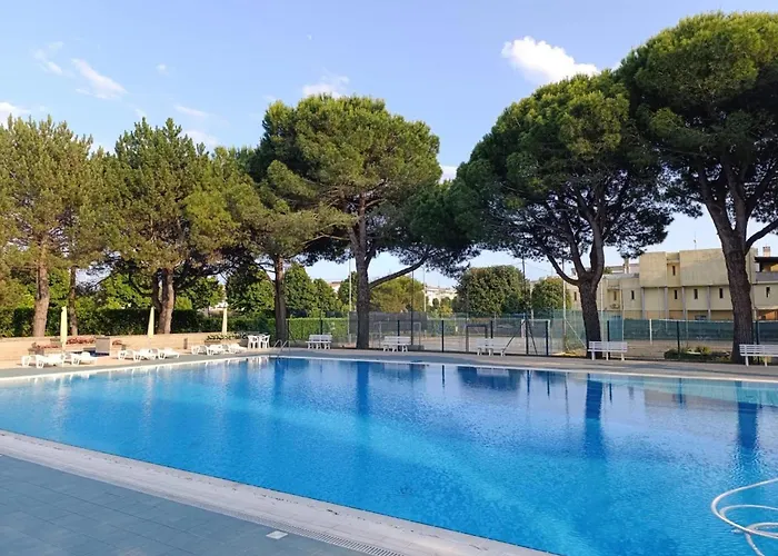 Apartment With Pool In 54388